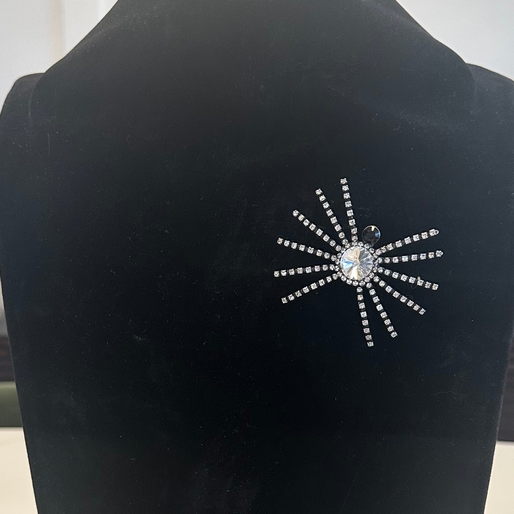 DANNY POLLAK - Clear and Jet Crystal Spider Brooch / Pin